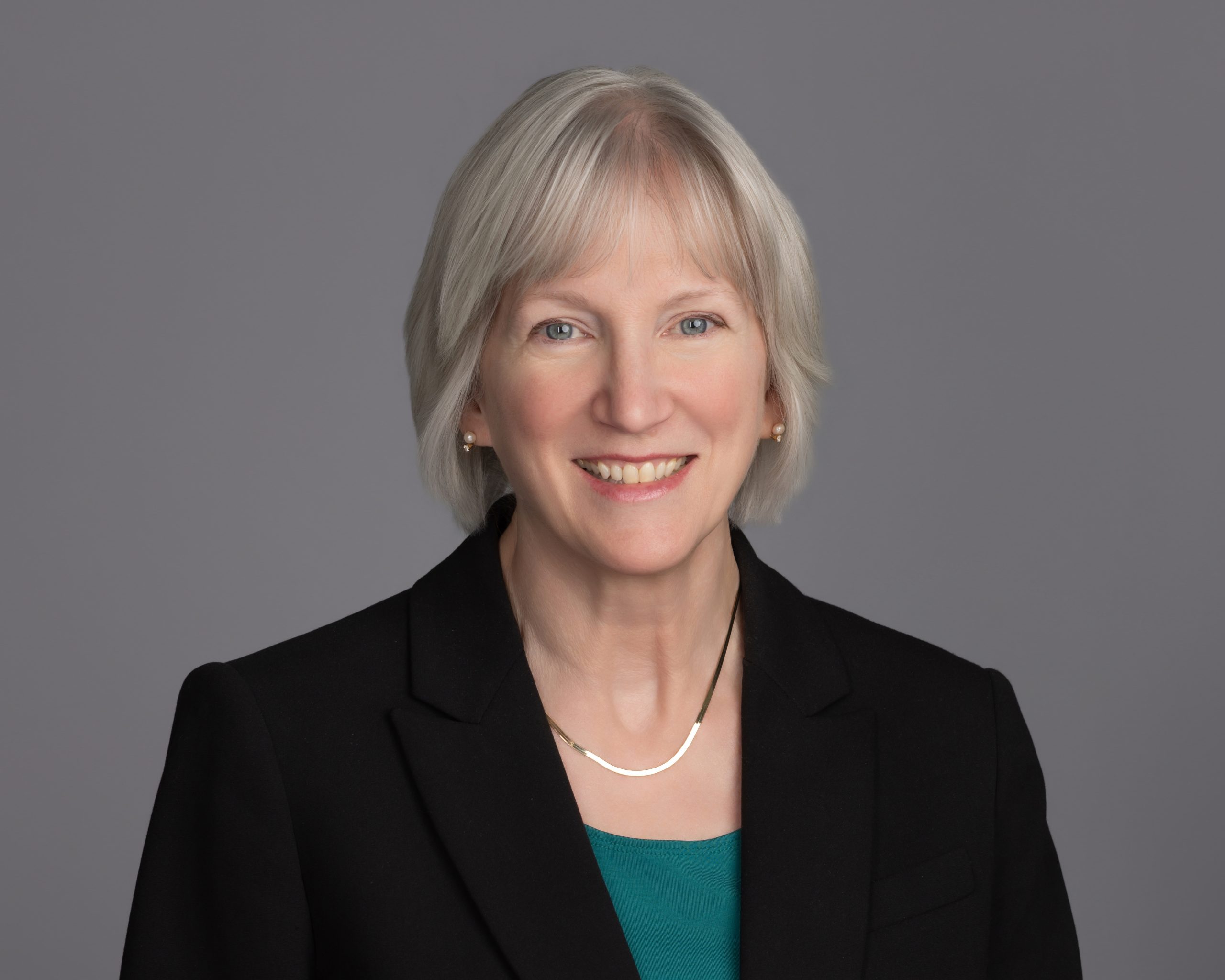 Theresa Connors, Realtor - The Powell Legacy Group of Coldwell Banker Realty